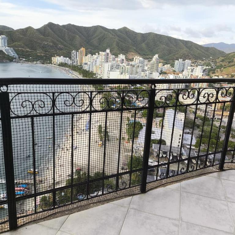 El Peñon Rodadero building - incredible view - Two-Bedroom Apartment - 18