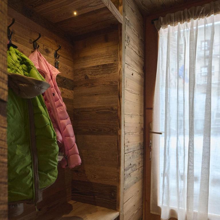 Alpine Woodhouse - Appartamento con 2 Camere da Letto - 40