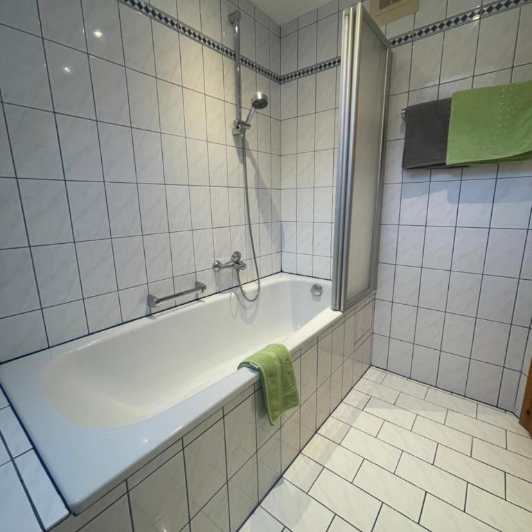 Haralds Ferienwohnungen - Apartment mit 1 Schlafzimmer und Balkon - 18