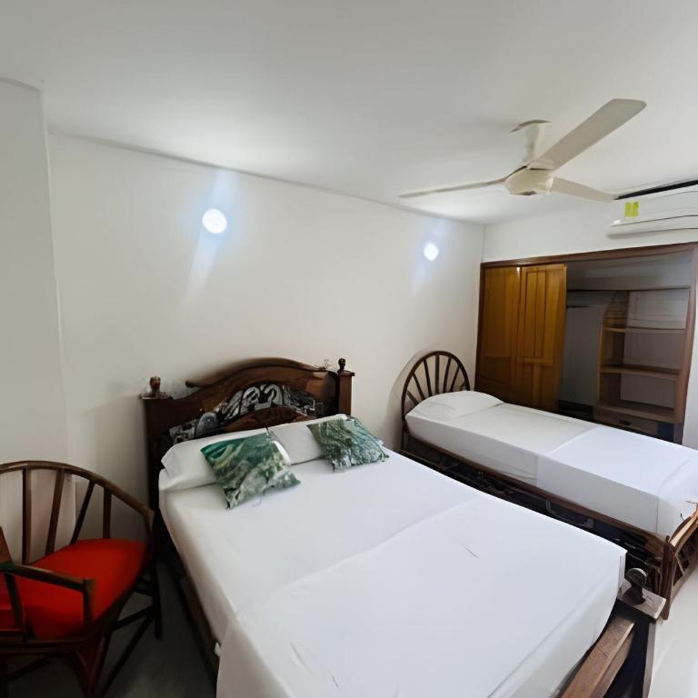 Apartamento vista al mar - Edificio los laureles - Apartment - 3
