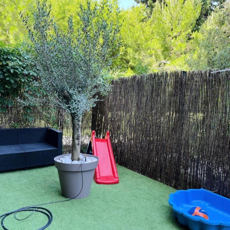T3 avec terrasse & jardin proche calanques et plages - Appartamento con 2 Camere da Letto - 45
