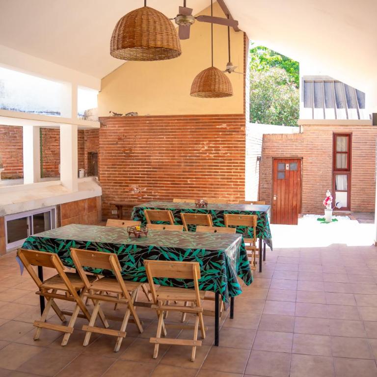 Casa, quincho y pileta top - One-Bedroom Apartment - 19