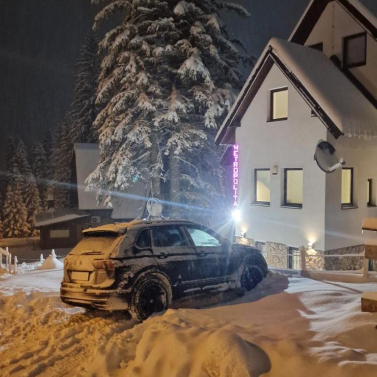 Apartmani natural Jahorina - Two-Bedroom Deluxe Apartment with Balcony - 13