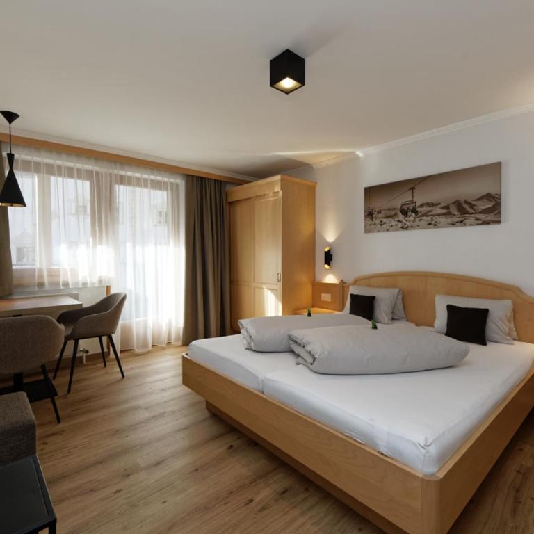 Panorama Samnaun - Doppelzimmer mit Balkon - 5