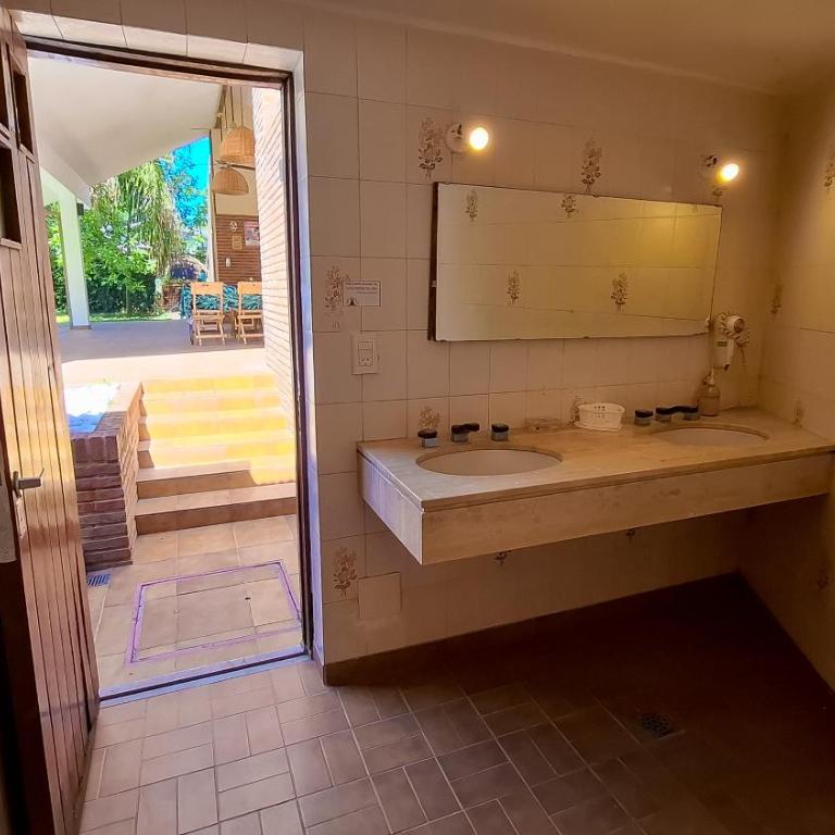 Casa, quincho y pileta top - One-Bedroom Apartment - 33