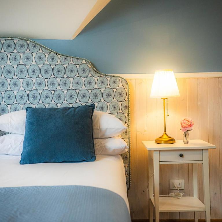 Casa Ecke-Frutillar bajo a una cuadra de la playa - Family Suite with Balcony - 5