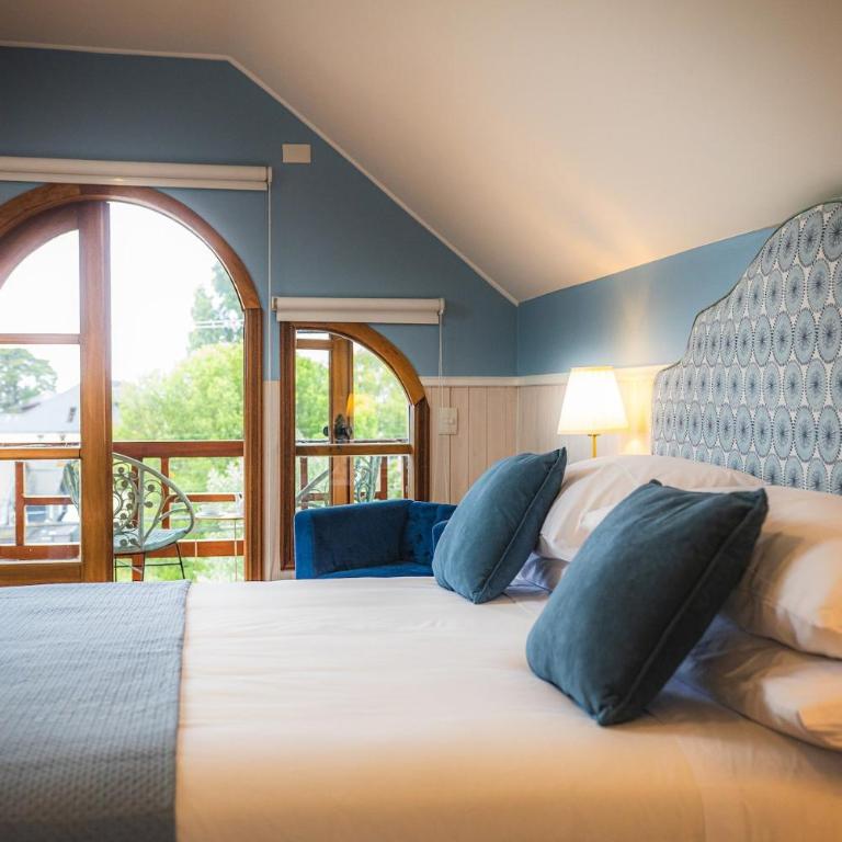 Casa Ecke-Frutillar bajo a una cuadra de la playa - Family Suite with Balcony - 6