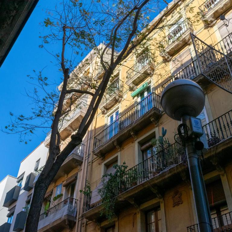 "El Ritmo" - Maison Piñata Apartment - Three-Bedroom Apartment - 33