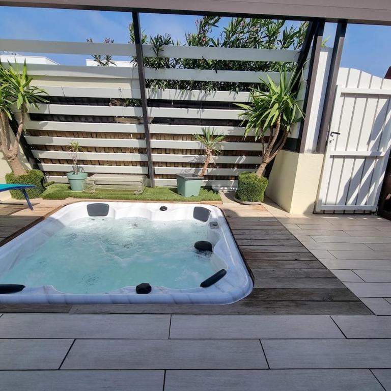 Villa 24, Port Nature, Village Naturiste Cap d'Agde - Haus mit 1 Schlafzimmer - 3