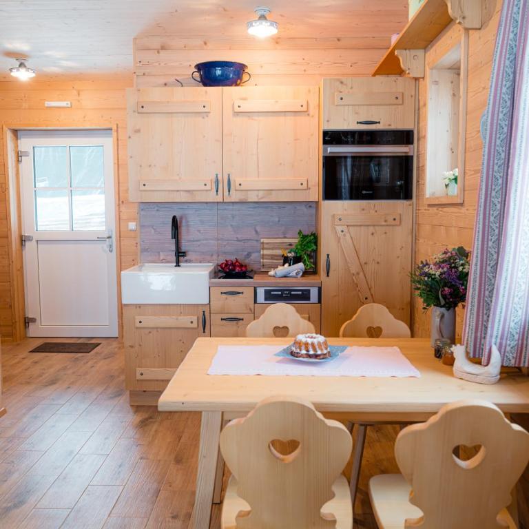 Narzissendorf Zloam - Ferien & Abenteuer am Grundlsee - Chalet mit 3 Schlafzimmern - 3