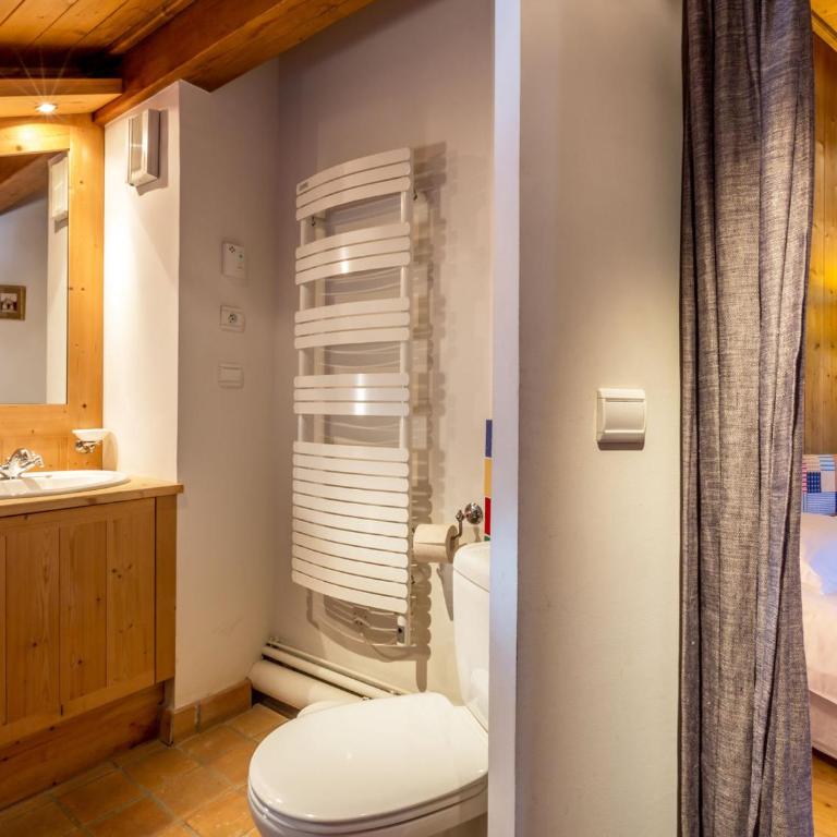 Chalet spacieux à Courchevel avec Wi-Fi et parking, proche des pistes, 5 chambres - Chalet 3 Chambres - 15