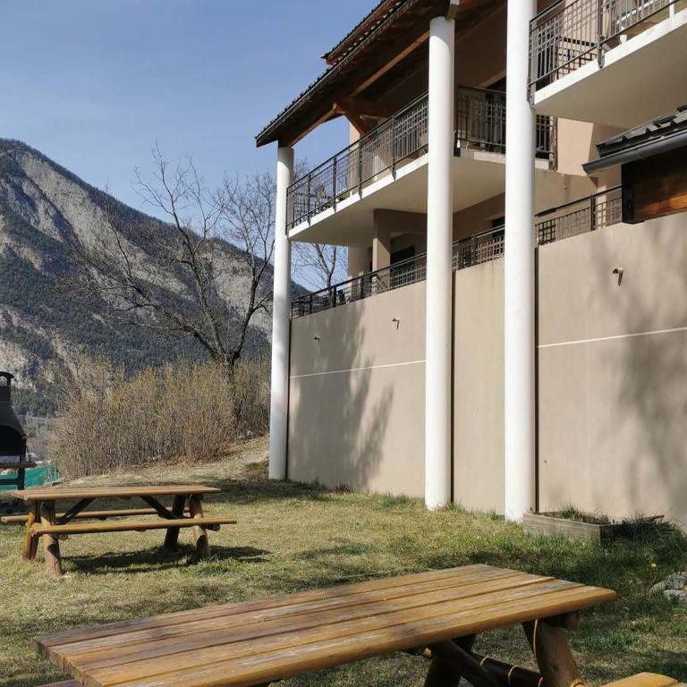 Studio à Jausiers avec terrasse, wifi et animaux admis - Studio - 7