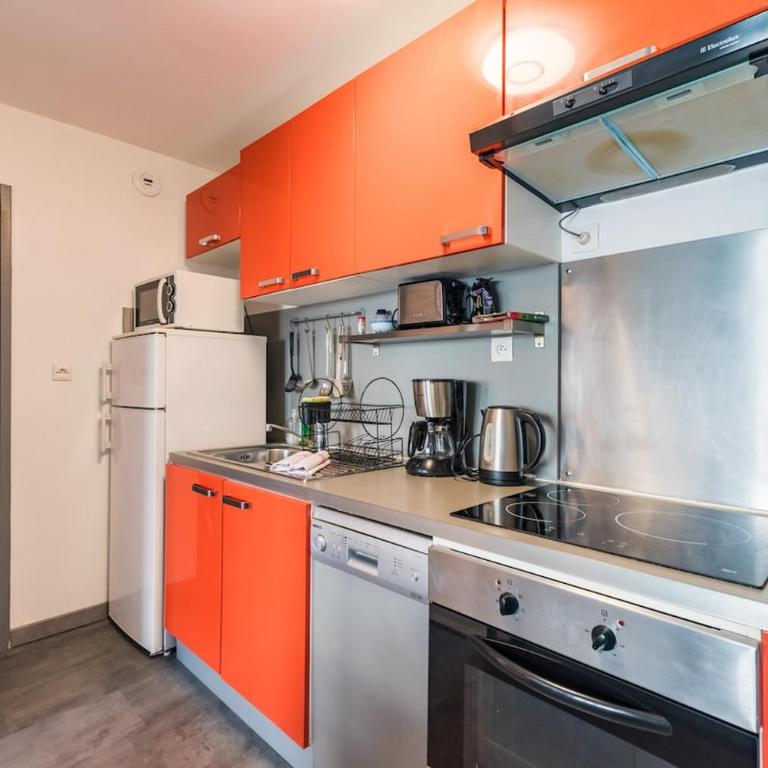 Grande terrasse vue sur la plage de Trestraou - Apartment with Sea View - 17