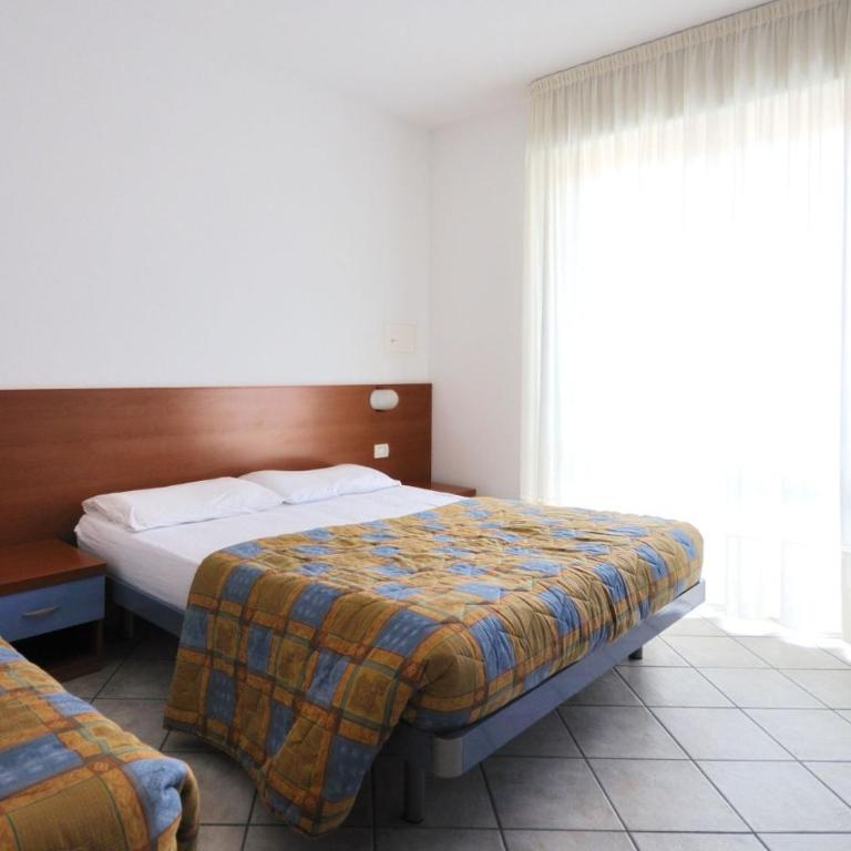Relax in comfort with pool and sea nearby - Apartment - 5