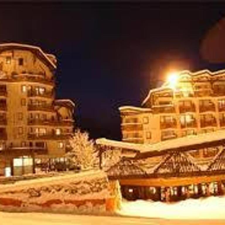 Chalet centre La Tania, skis aux pieds, parking et animaux admis - Apartment mit 1 Schlafzimmer - 10