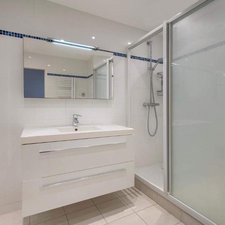 Spacious Bay View La Baule floor 9 Parking - Appartement 2 Chambres - 5