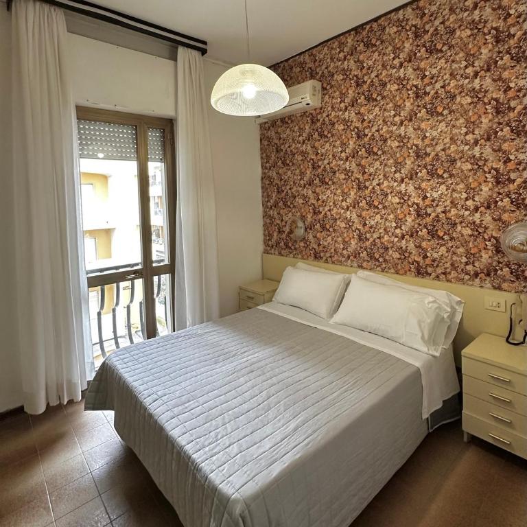 Hotel Splendid Suisse - Camera Matrimoniale - 1