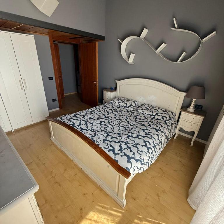 Redhouse Bergamo - Trendy Modern Open Space con Box vicino Leolandia e autostrada Milano - Three-Bedroom Apartment - 5