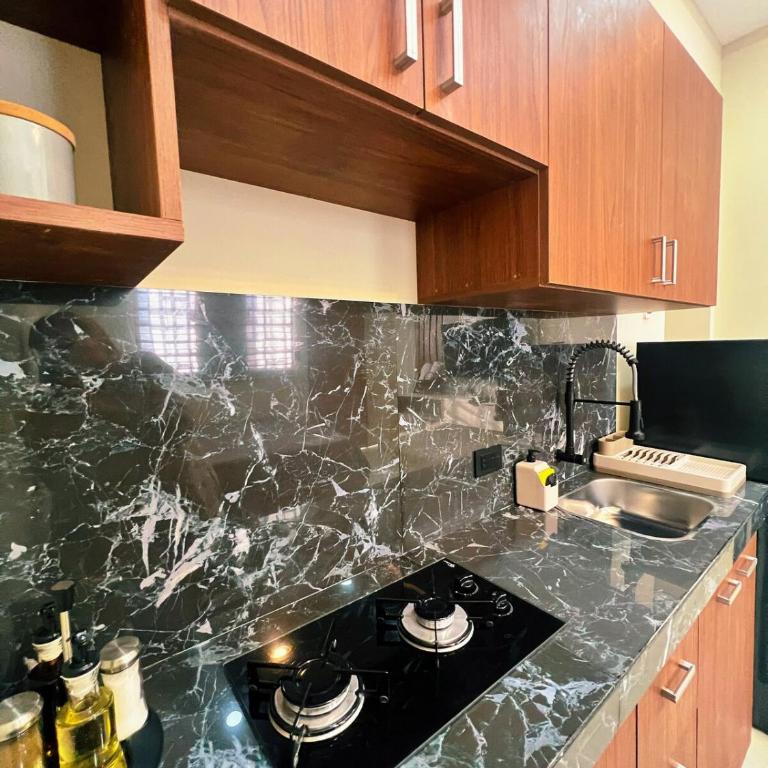 Exclusive and Central Studio Apartment - One-Bedroom Apartment - 2