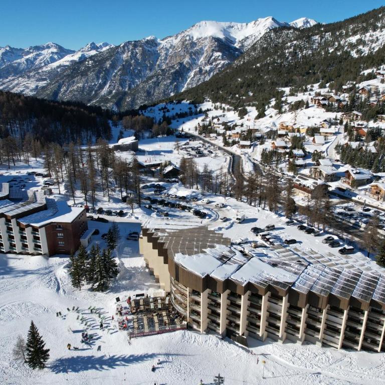 Studio Les Chalmettes 4 Personnes au pied des Pistes Wifi - Balcon - Parking - Apartamento de 1 dormitorio con balcón y vistas a la montaña - 62