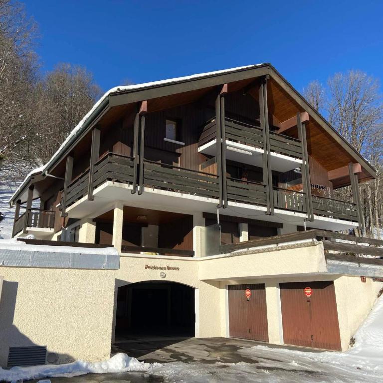 Charmant studio rénové à La Clusaz - 4 pers, terrasse, parking - FR-1-437-102 - Appartamento - 13