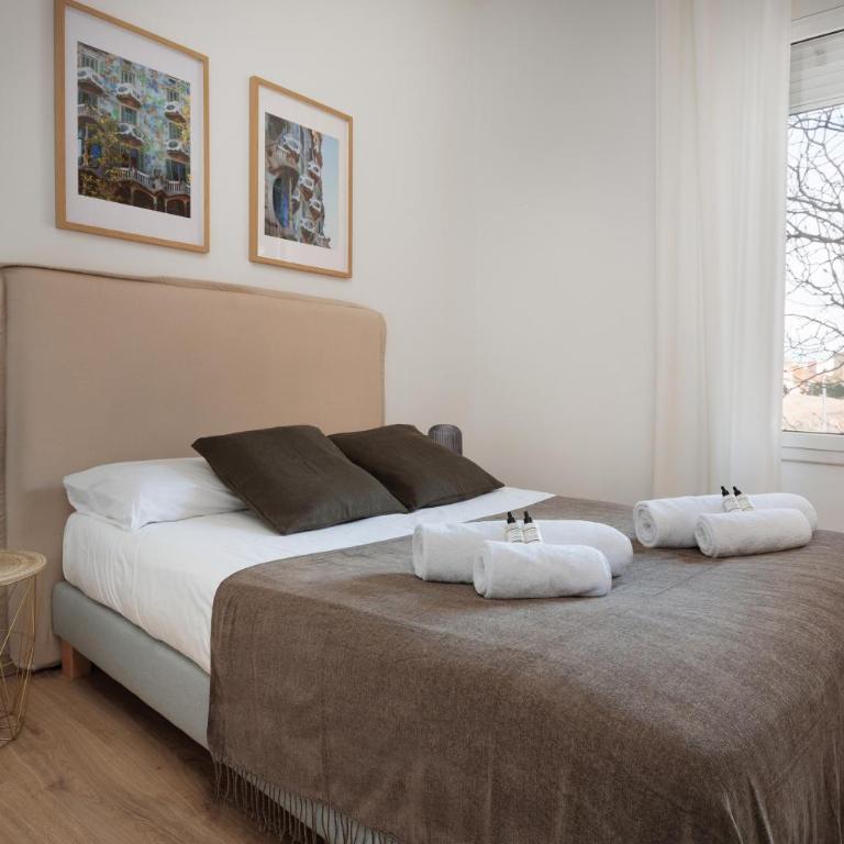 Cozy and Modern Apartment in Poblenou 3 Bedrooms Perfect for 4 Guests - Three-Bedroom Standard Apartment - 3