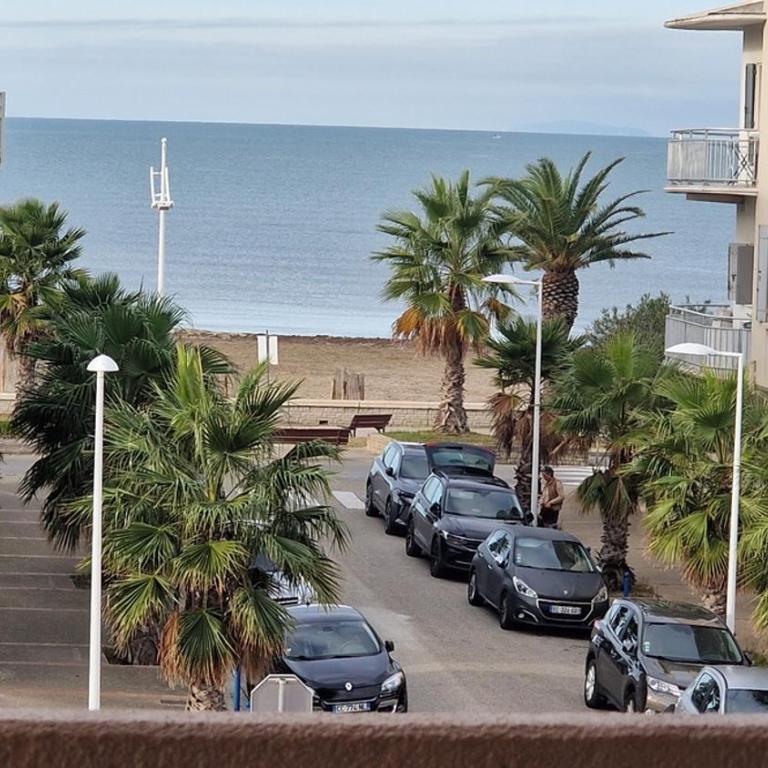 MAGNIFIQUE T3 à deux pas de la plage avec terrasse vue mer - Appartement 2 Chambres - 25