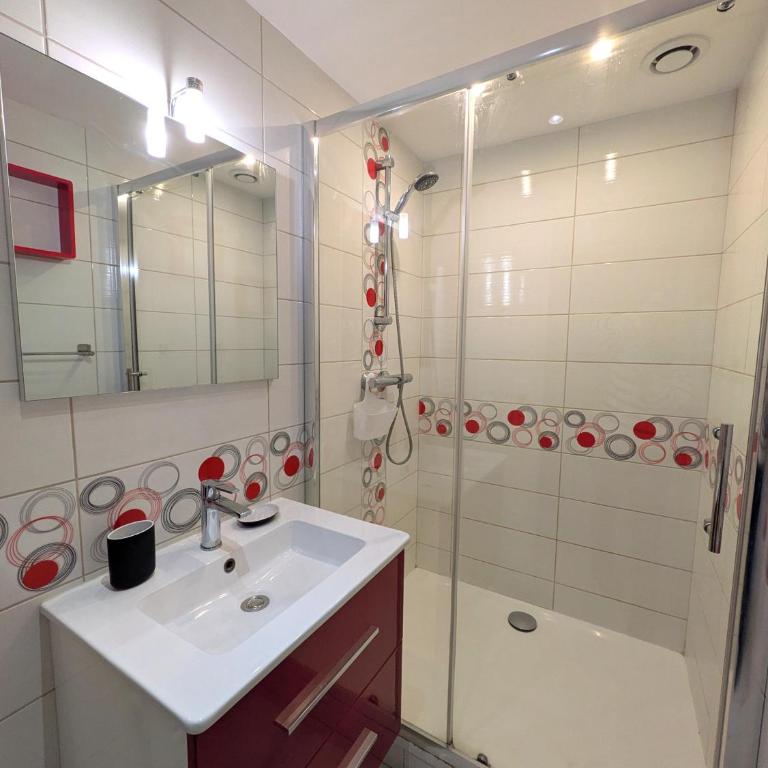 L'Oasis - T2 avec jardin - Piscine - Clim - Parking & Plage à 200m - Appartement 1 Chambre - 22