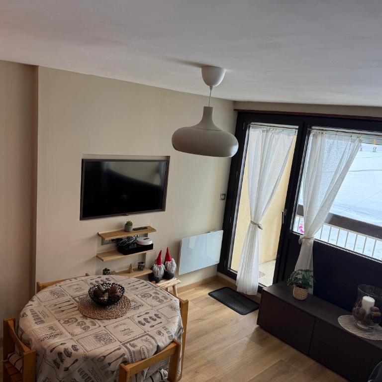 Appartement Les Chalmettes 4 Personnes au pied des Pistes Wifi - Balcon - Parking - Studio - 6
