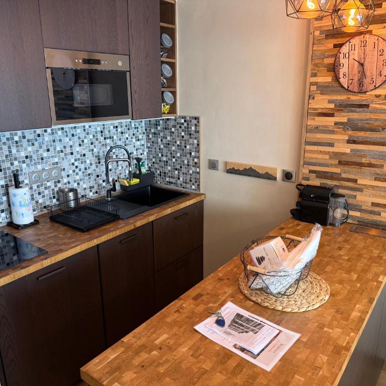 Appartement Les Chalmettes 4 Personnes au pied des Pistes Wifi - Balcon - Parking - Studio - 4
