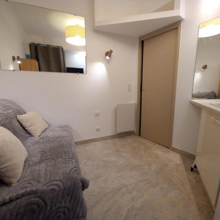 Bedroom Alexandre - Studio - 1