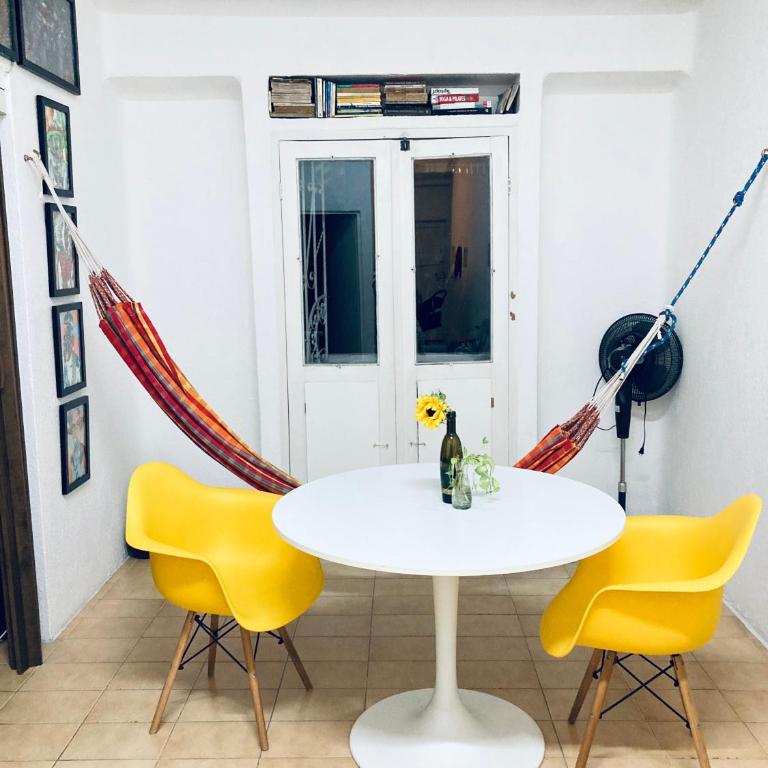 Auténtico apartamento en centro histórico con arte - Two-Bedroom Apartment - 10