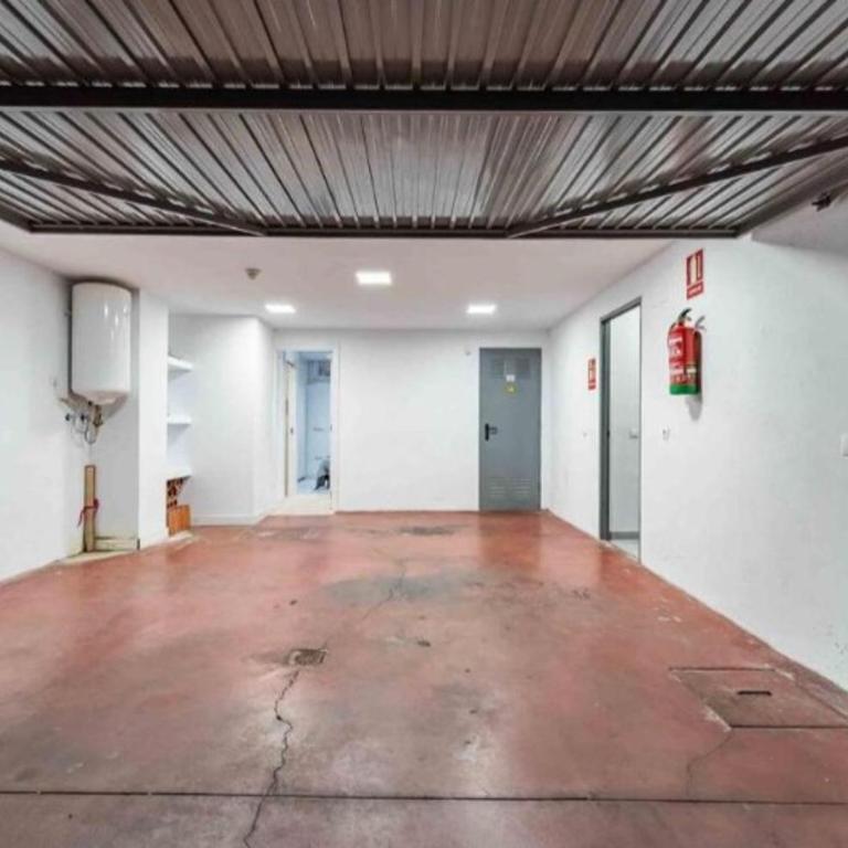 Luxury 7 Bdr Villa Terrace & Parking by TuriVida - Apartment - 21
