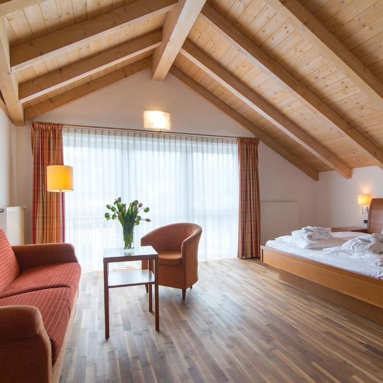 Hotel Blitzburg - Camera Matrimoniale Superior - 3