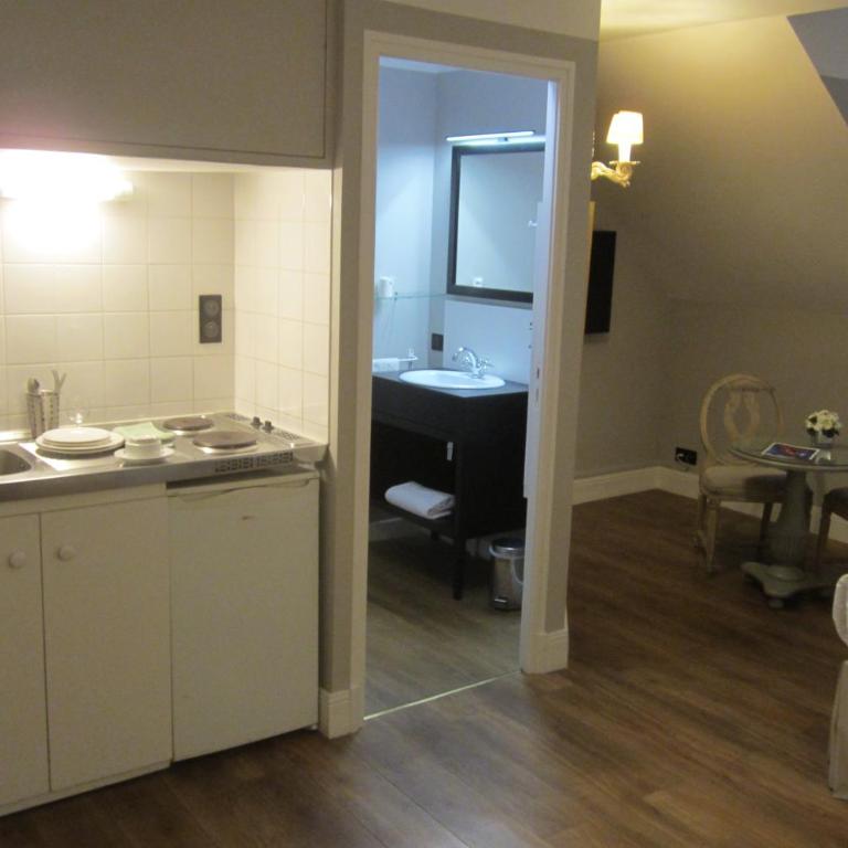 Château De Lazenay, Bourges Val d'Auron - Chambre Triple Supérieure - 1