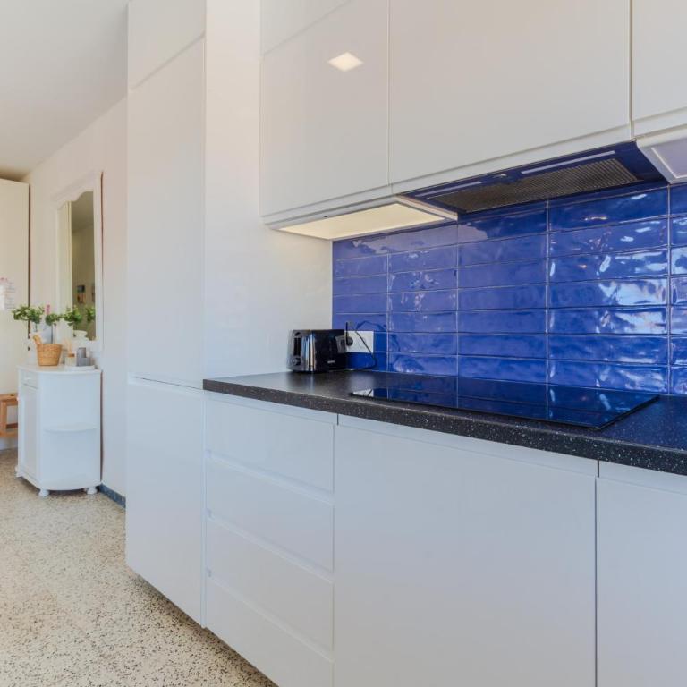 Sun and Sea - Perfect stay next to the airport - Apartamento - 8