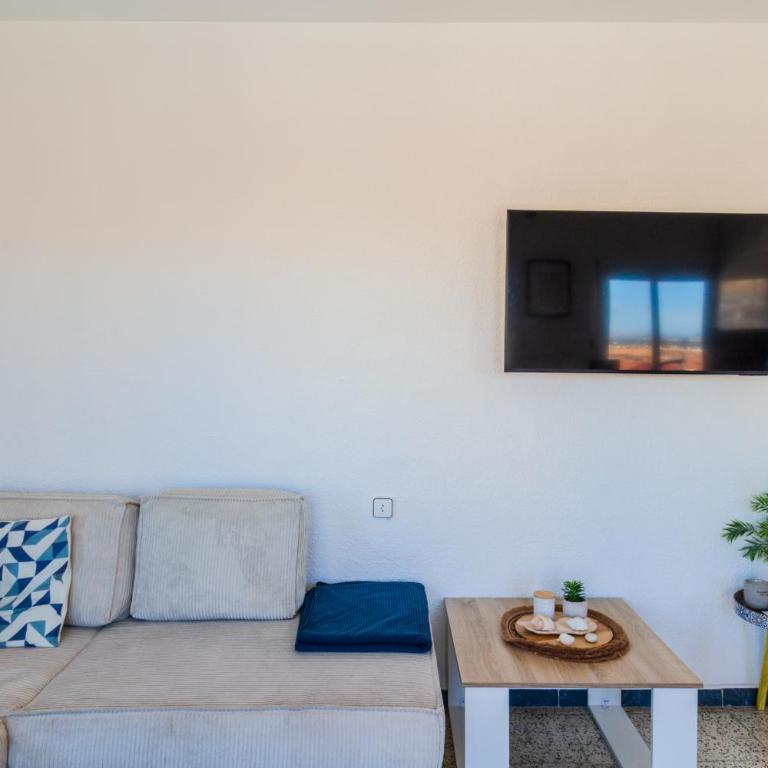 Sun and Sea - Perfect stay next to the airport - Apartamento - 10