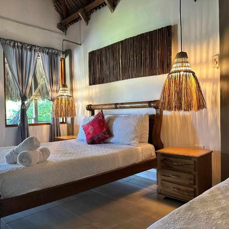 Kite Eco House Salinas del rey - Habitación Doble con vistas al jardín - 4