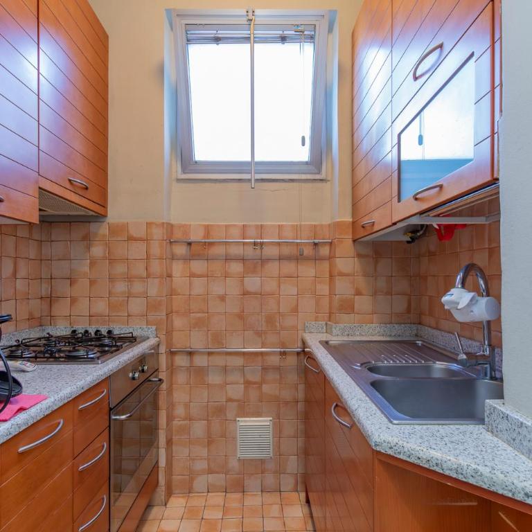 I-Host Apartment - Copernico - Appartamento con 2 Camere da Letto - 4