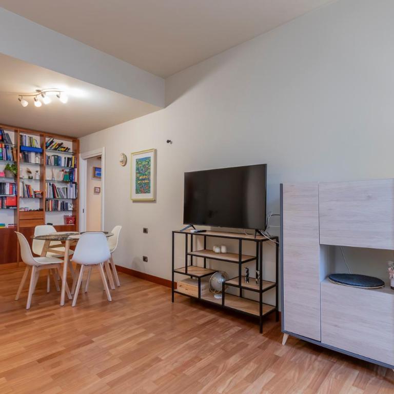 I-Host Apartment - Copernico - Appartamento con 2 Camere da Letto - 9