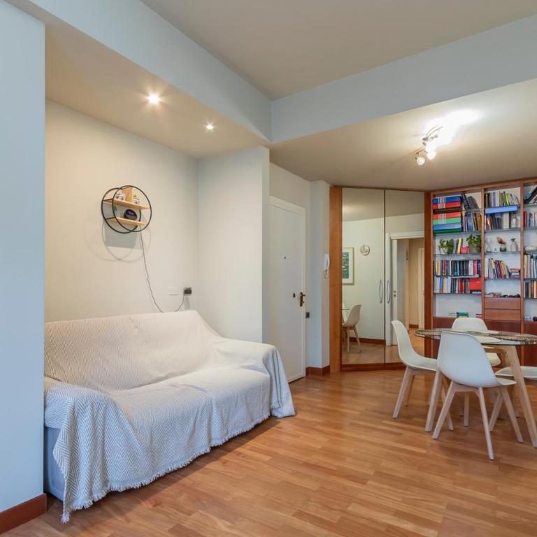 I-Host Apartment - Copernico - Appartamento con 2 Camere da Letto - 17
