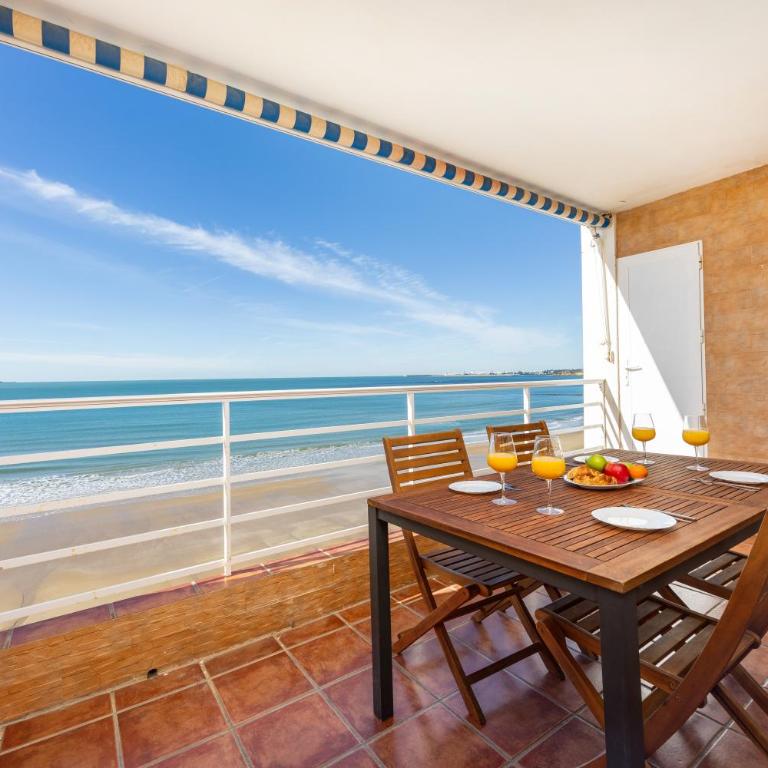 Bahia Beachfront Apartment - Apartamento de 2 dormitorios - 23