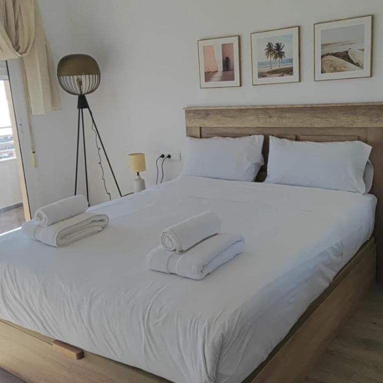Sky Views Studio in City Centre - One-Bedroom Apartment - 4