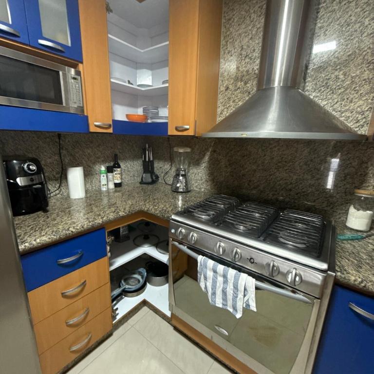 Comfortable Apartment Los Chorros Caracas - Two-Bedroom Apartment - 11