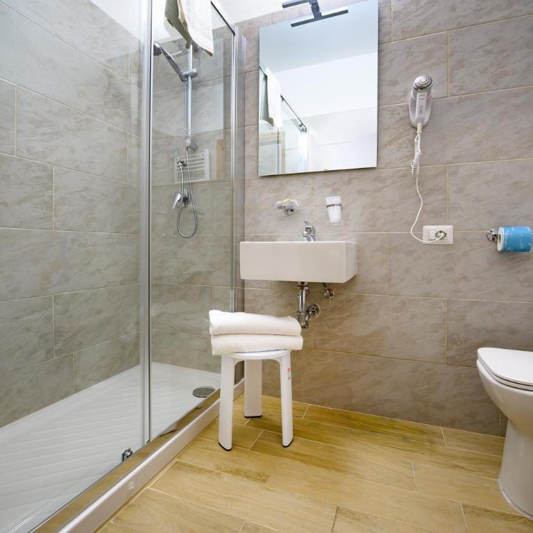 Hotel Anna Siena Nord - Camera Tripla - 2