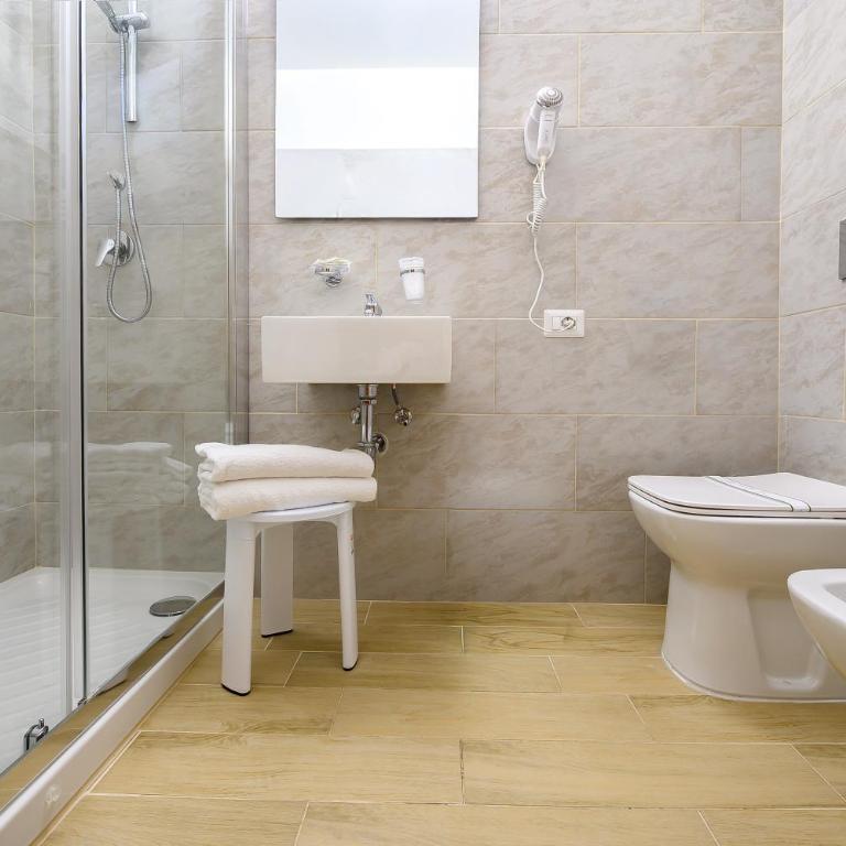 Hotel Anna Siena Nord - Camera Doppia con Letti Singoli - 3