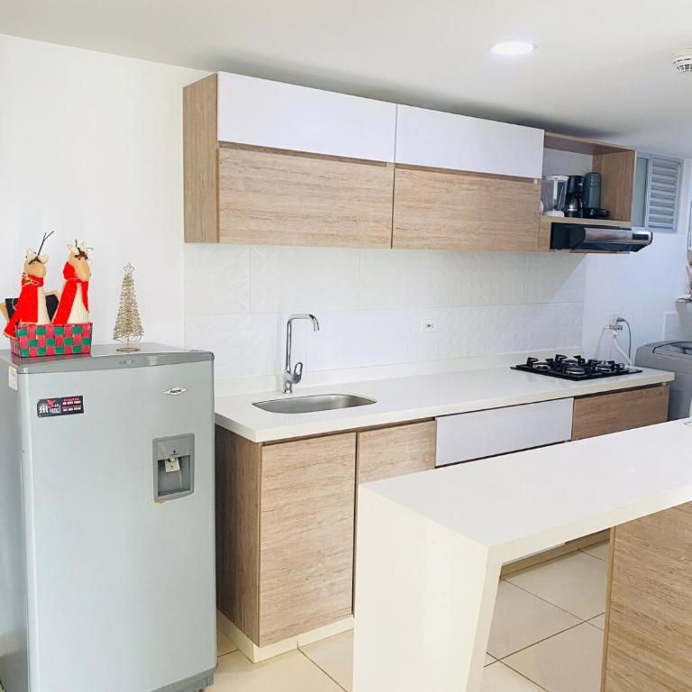 La vida es bella! hermoso apartamento con piscina cerca al centro de pereira - Apartamento de 2 dormitorios con balcón - 2
