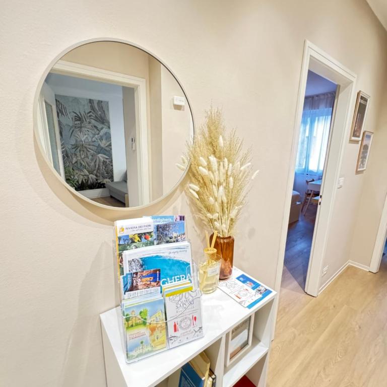 ELIOS LIVING - Parcheggio Privato, Vicino al centro, 200m dal Mare - Appartamento Superior con 1 Camera da Letto e Balcone - 53