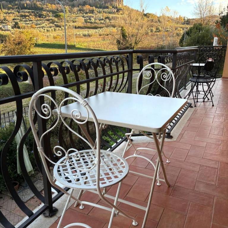 Casa Angolo delle Rose - Appartamento con Vista Giardino - 14