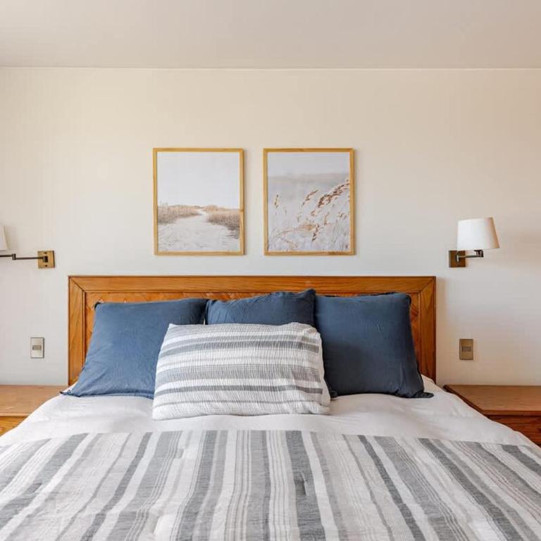 Spacious ocean view apt - 3 min walk - Apartment - 26